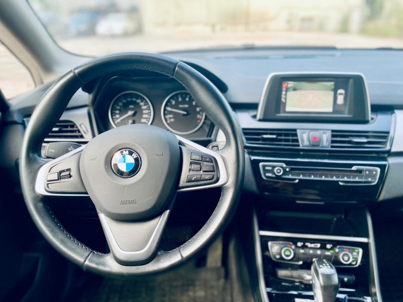 BMW/ 寶馬  2 SERIES  218i 2014年 BMW218i 白色 1.5L | 新北市汽車商業同業公會｜TACA優良車商聯盟｜中古、二手車買車賣車公會認證保固