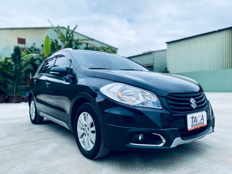 Suzuki  SX4 2014年 Suzuki SX4 Crossover GL Plus 灰色 1.6L | 新北市汽車商業同業公會｜TACA優良車商聯盟｜中古、二手車買車賣車公會認證保固