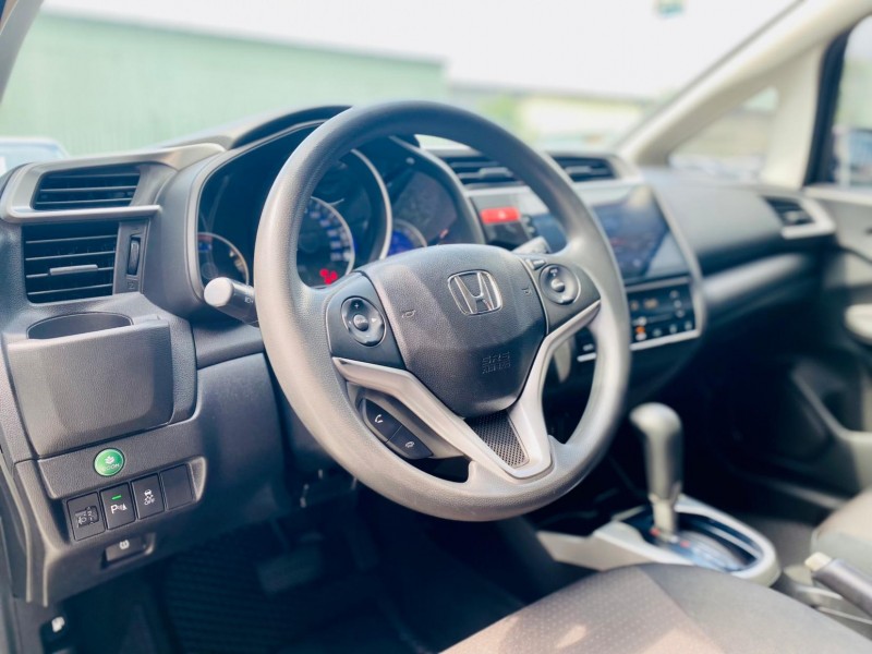 Honda  FIT 2016年 Honda 本田 Fit 費特 深灰色 1.5L VTi-S版 | 新北市汽車商業同業公會｜TACA優良車商聯盟｜中古、二手車買車賣車公會認證保固
