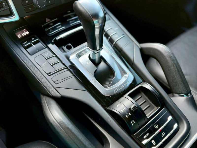 PORSCHE  Cayenne 凱安 2011年 Porsche 保時捷 Cayenne Diesel | 新北市汽車商業同業公會｜TACA優良車商聯盟｜中古、二手車買車賣車公會認證保固
