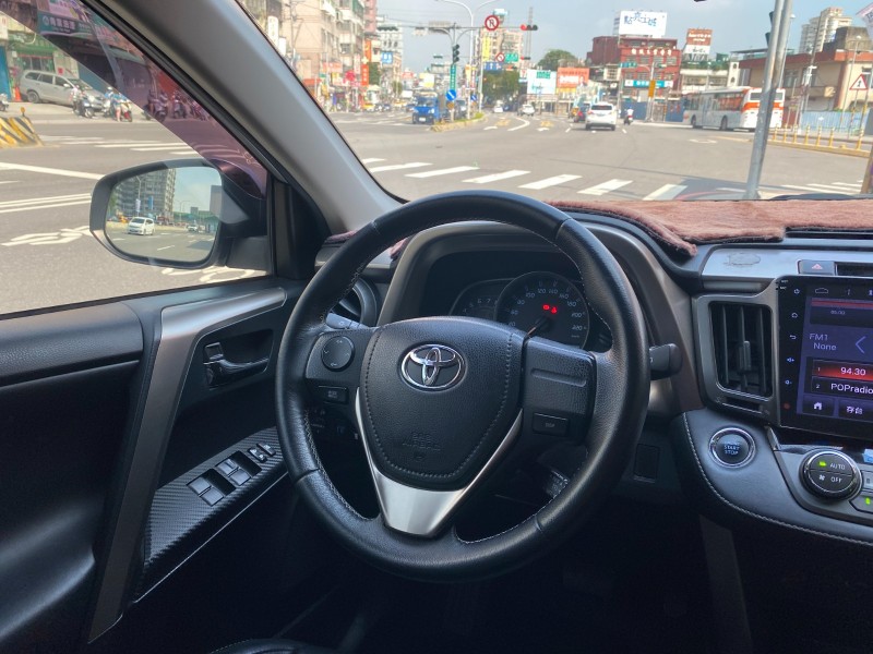 Toyota  RAV4 【全台最熱門運動休旅、最佳油耗14.4km/ltr】 | 新北市汽車商業同業公會｜TACA優良車商聯盟｜中古、二手車買車賣車公會認證保固