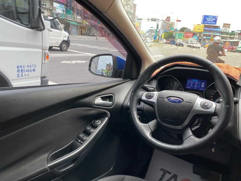 Ford/福特  Focus 【贏錠TACA嚴選、1.6一手女用車庫車】 | 新北市汽車商業同業公會｜TACA優良車商聯盟｜中古、二手車買車賣車公會認證保固