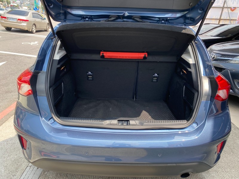 Ford/福特  Focus 【贏錠嚴選 認證美車、如新車、盲點偵測】 | 新北市汽車商業同業公會｜TACA優良車商聯盟｜中古、二手車買車賣車公會認證保固