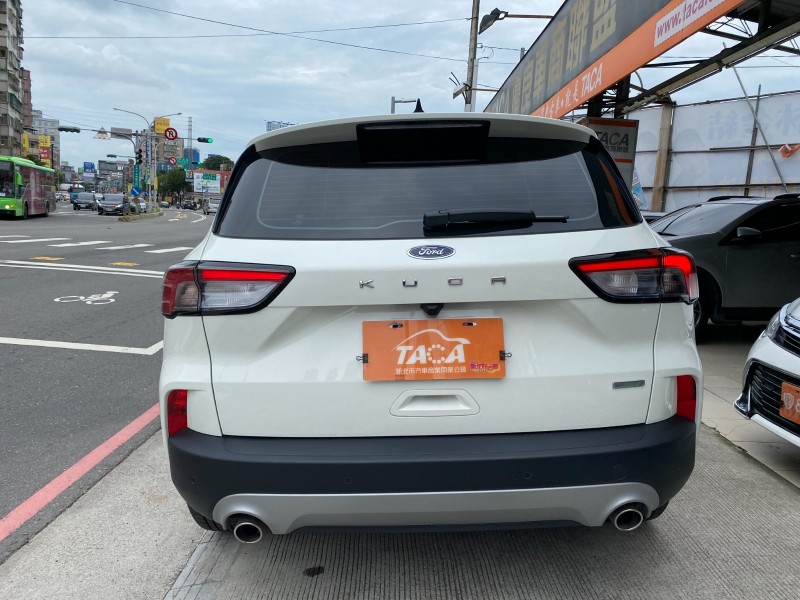 Ford/福特  Kuga 贏錠 全景 環景 旗艦X 無線充 B&O音響 只跑六千 | 新北市汽車商業同業公會｜TACA優良車商聯盟｜中古、二手車買車賣車公會認證保固