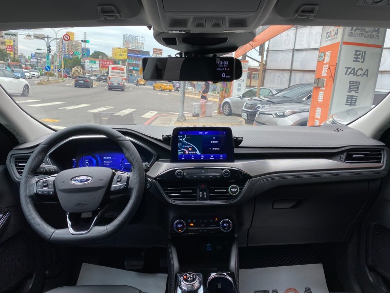 Ford/福特  Kuga 贏錠 全景 環景 旗艦X 無線充 B&O音響 只跑六千 | 新北市汽車商業同業公會｜TACA優良車商聯盟｜中古、二手車買車賣車公會認證保固