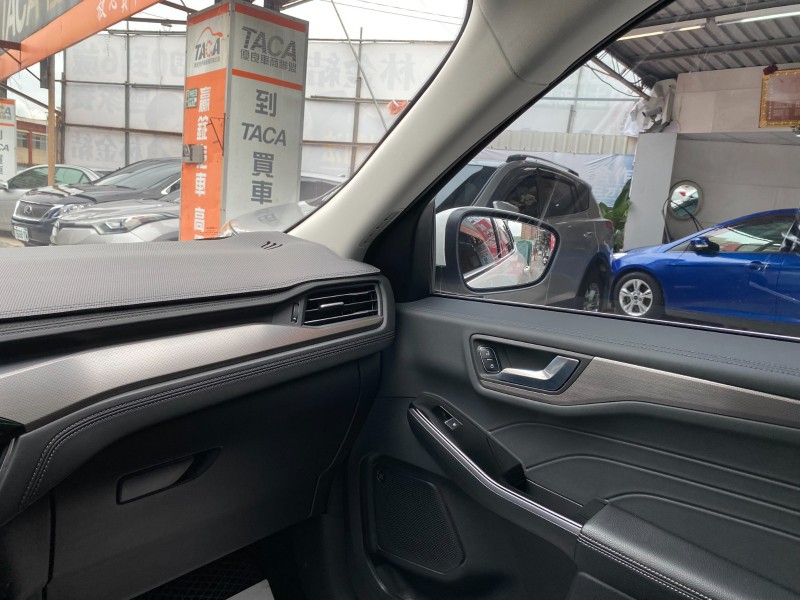 Ford/福特  Kuga 贏錠 全景 環景 旗艦X 無線充 B&O音響 只跑六千 | 新北市汽車商業同業公會｜TACA優良車商聯盟｜中古、二手車買車賣車公會認證保固