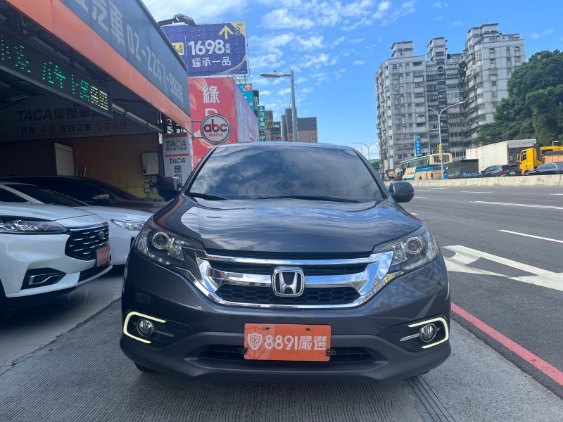 Honda  CR-V (贏錠)LED日行燈、小改款、VTi-S、撥片、4氣囊、胎壓、天窗 | 新北市汽車商業同業公會｜TACA優良車商聯盟｜中古、二手車買車賣車公會認證保固