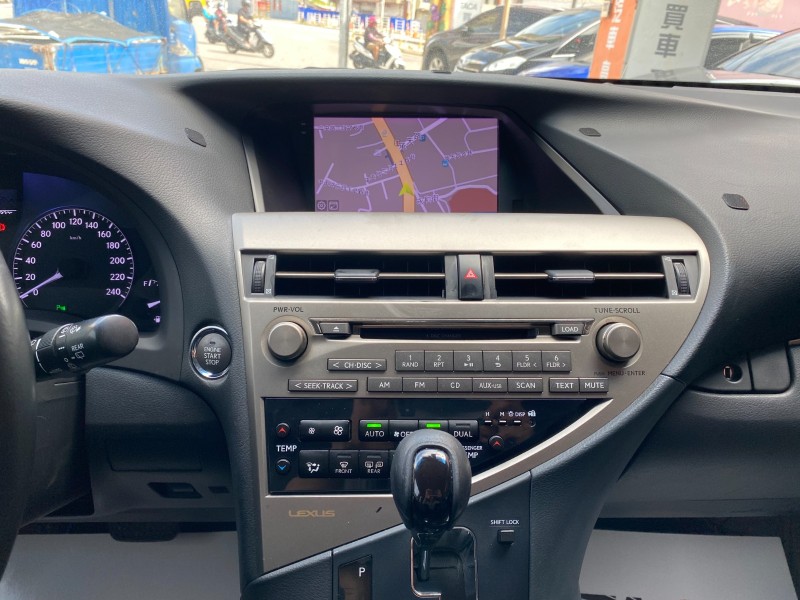 Lexus  RX RX270豪華版、導航、I key、認證合格、少跑、里程保證 | 新北市汽車商業同業公會｜TACA優良車商聯盟｜中古、二手車買車賣車公會認證保固
