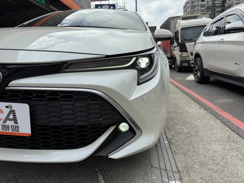 Toyota  Auris ACC跟車、撥片、賽車座椅、盲點、認證合格、HUD抬頭 | 新北市汽車商業同業公會｜TACA優良車商聯盟｜中古、二手車買車賣車公會認證保固