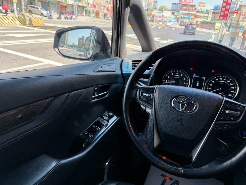 Toyota  ALPHARD TSS 2.0輔助駕駛、全速域跟車、原廠保養、黑內裝、認證合格 | 新北市汽車商業同業公會｜TACA優良車商聯盟｜中古、二手車買車賣車公會認證保固
