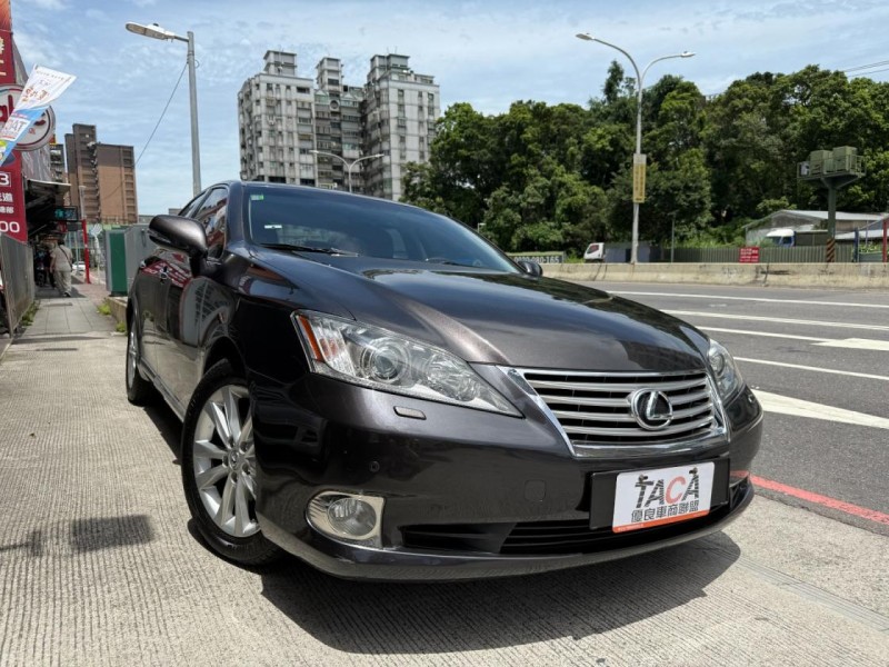 Lexus  ES 【天窗、定速、雙電動冷熱通風椅、超低里程】 | 新北市汽車商業同業公會｜TACA優良車商聯盟｜中古、二手車買車賣車公會認證保固