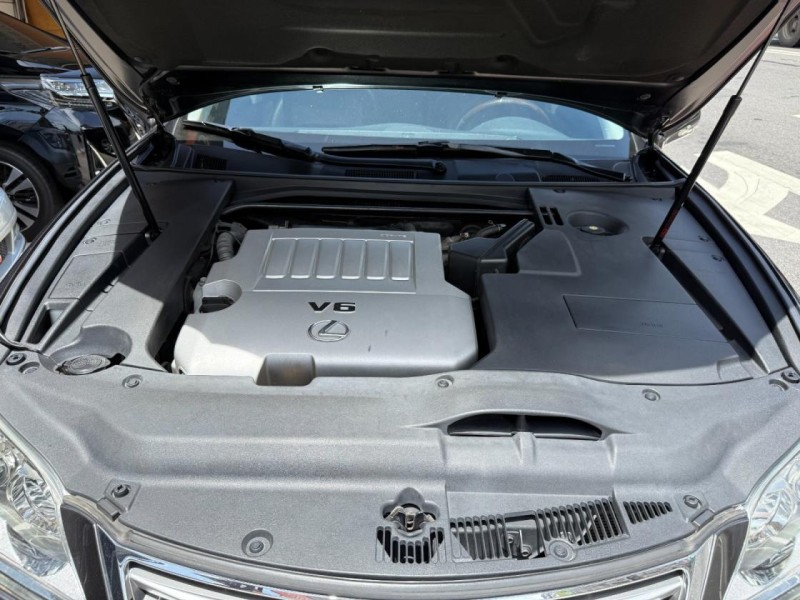 Lexus  ES 【天窗、定速、雙電動冷熱通風椅、超低里程】 | 新北市汽車商業同業公會｜TACA優良車商聯盟｜中古、二手車買車賣車公會認證保固