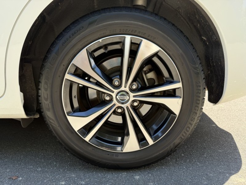 Nissan  Tiida 【全車原鈑件原漆｜完整原廠保養｜車況如新｜循跡防滑功能】 | 新北市汽車商業同業公會｜TACA優良車商聯盟｜中古、二手車買車賣車公會認證保固