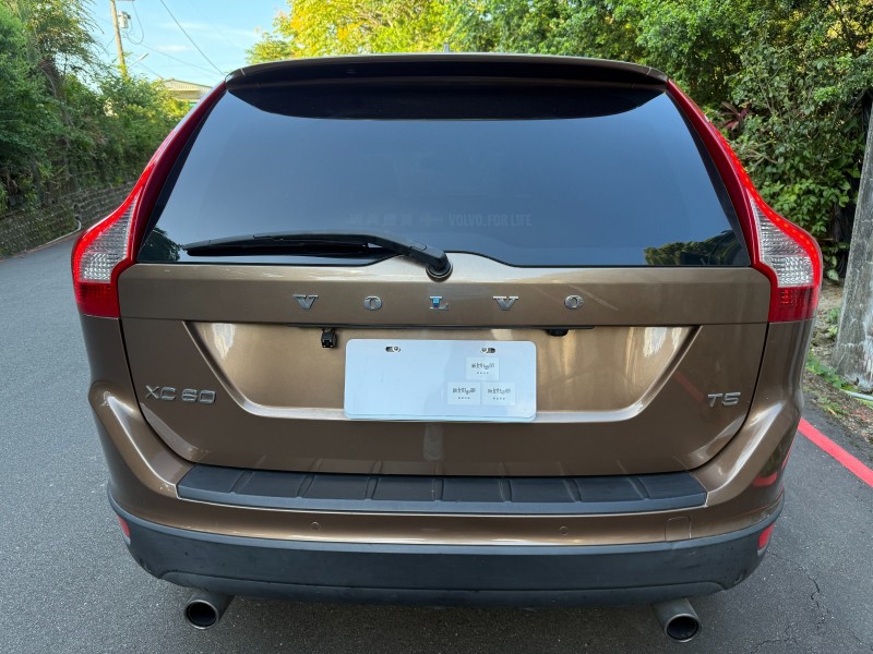 Volvo  XC60 實車實價、HID、盲點、原版件 | 新北市汽車商業同業公會｜TACA優良車商聯盟｜中古、二手車買車賣車公會認證保固