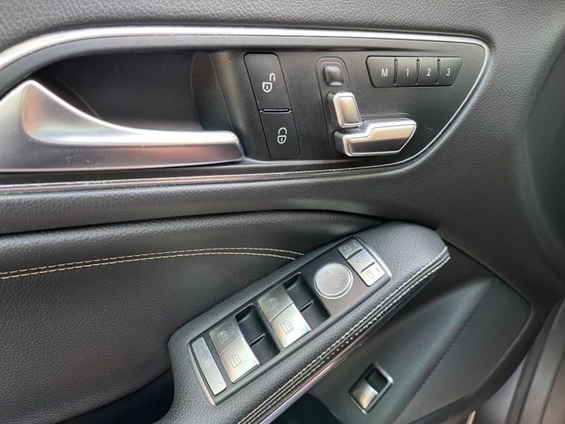 Mercedes-Benz/賓士  CLA-CLASS  CLA250 Mercedes-Benz CLA CLA250 2015款 自手排 2.0L  | 新北市汽車商業同業公會｜TACA優良車商聯盟｜中古、二手車買車賣車公會認證保固