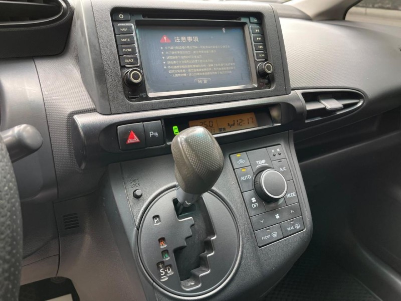 Toyota  Wish Toyota Wish 2012款 2.0 E 黑色 | 新北市汽車商業同業公會｜TACA優良車商聯盟｜中古、二手車買車賣車公會認證保固