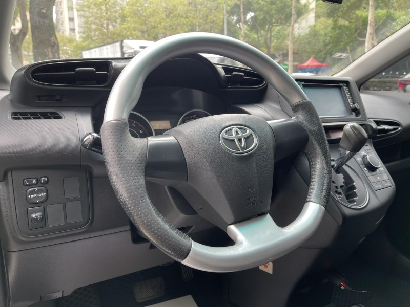 Toyota  Wish Toyota Wish 2012款 2.0 E 黑色 | 新北市汽車商業同業公會｜TACA優良車商聯盟｜中古、二手車買車賣車公會認證保固