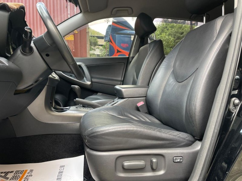 Toyota  RAV4 Toyota RAV4 2012款 2.4 E 黑色 | 新北市汽車商業同業公會｜TACA優良車商聯盟｜中古、二手車買車賣車公會認證保固