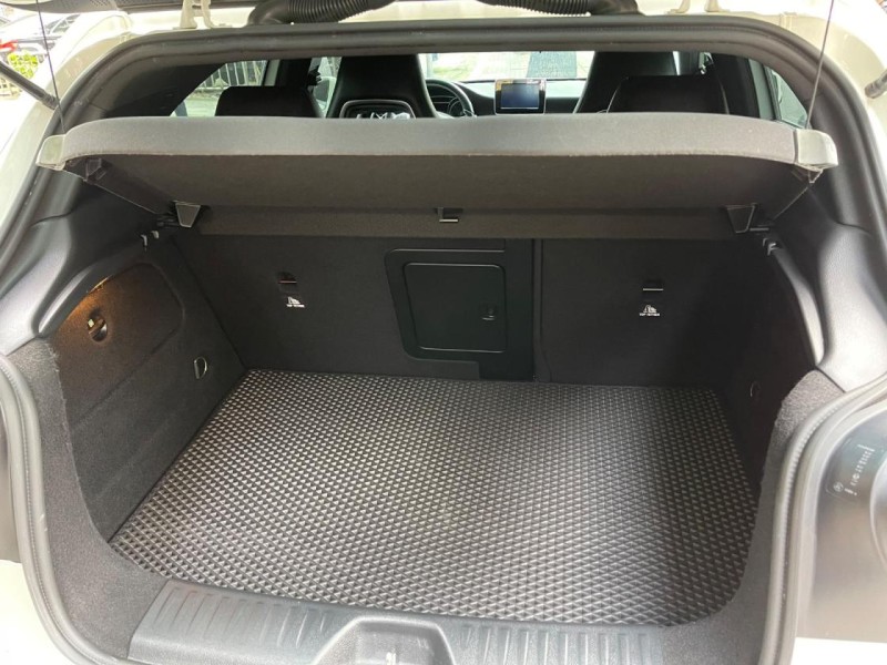 Mercedes-Benz/賓士   A-CLASS  A180 M-Benz A-Class 2016款 AMG A180 Line 白色 | 新北市汽車商業同業公會｜TACA優良車商聯盟｜中古、二手車買車賣車公會認證保固