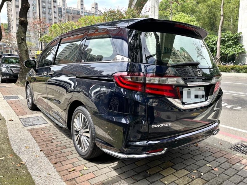 Honda  Odyssey Honda Odyssey 2018款 APEX 七人座 藍色 | 新北市汽車商業同業公會｜TACA優良車商聯盟｜中古、二手車買車賣車公會認證保固