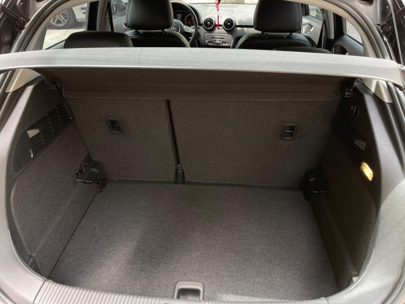 Audi  A1 Audi A1 2017款 25 TFSI 黑色 | 新北市汽車商業同業公會｜TACA優良車商聯盟｜中古、二手車買車賣車公會認證保固