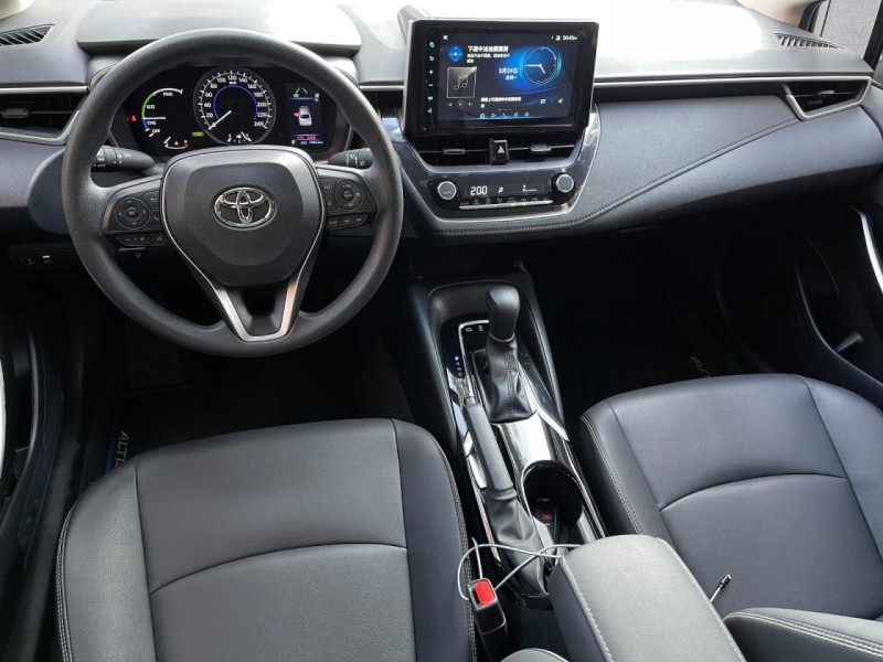 Toyota  Altis Toyota Corolla Altis 2023款 Hybrid尊爵 白色 | 新北市汽車商業同業公會｜TACA優良車商聯盟｜中古、二手車買車賣車公會認證保固