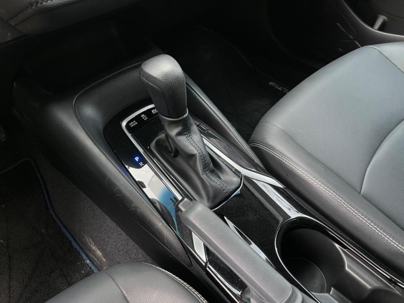 Toyota  Altis Toyota Corolla Altis 2022款 Hybrid尊爵 銀色 | 新北市汽車商業同業公會｜TACA優良車商聯盟｜中古、二手車買車賣車公會認證保固