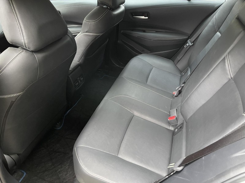 Toyota  Altis Toyota Corolla Altis 2022款 Hybrid尊爵 銀色 | 新北市汽車商業同業公會｜TACA優良車商聯盟｜中古、二手車買車賣車公會認證保固