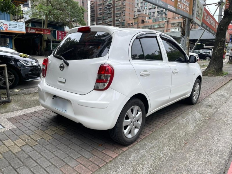Nissan  Tiida MARCH 都會代步小車 省油 省稅金 安卓機大螢幕 倒車顯影 | 新北市汽車商業同業公會｜TACA優良車商聯盟｜中古、二手車買車賣車公會認證保固
