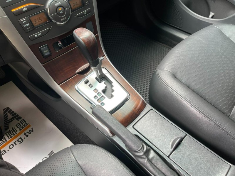 Toyota  Altis 原版件 僅跑7萬公里  15吋鋁圈 電動後折  皮椅 恆溫 定速 倒車雷達 | 新北市汽車商業同業公會｜TACA優良車商聯盟｜中古、二手車買車賣車公會認證保固