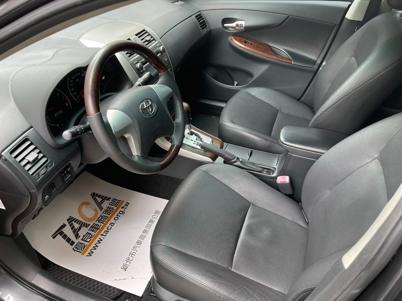 Toyota  Altis 原版件 僅跑7萬公里  15吋鋁圈 電動後折  皮椅 恆溫 定速 倒車雷達 | 新北市汽車商業同業公會｜TACA優良車商聯盟｜中古、二手車買車賣車公會認證保固