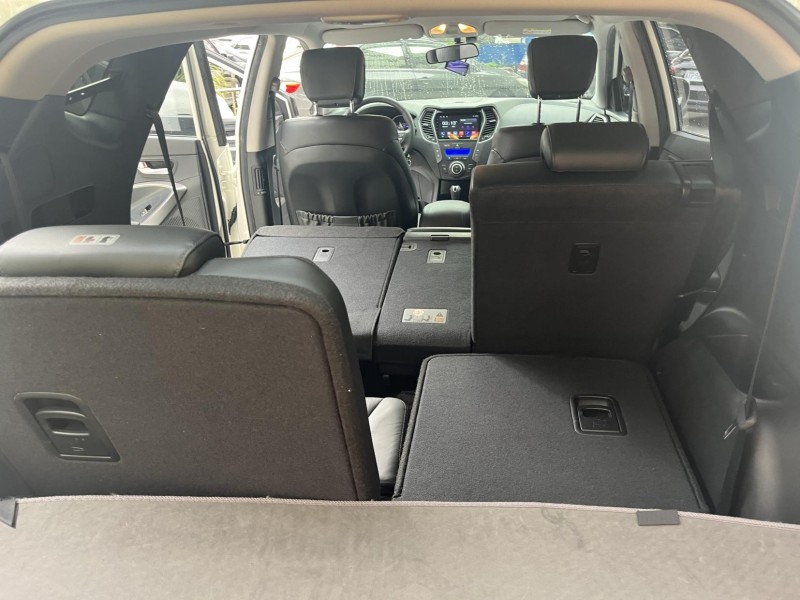 Hyundai  Santa Fe SANTA FE 山土匪 2.2柴油 5+2 七人座 一手車 全原廠保養 車況優 | 新北市汽車商業同業公會｜TACA優良車商聯盟｜中古、二手車買車賣車公會認證保固