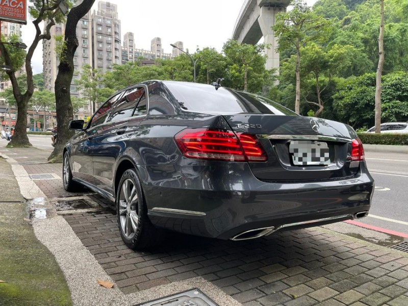 Mercedes-Benz/賓士   E-CLASS  E220d E220 CDI 低里程 車況優 省油省稅金 | 新北市汽車商業同業公會｜TACA優良車商聯盟｜中古、二手車買車賣車公會認證保固