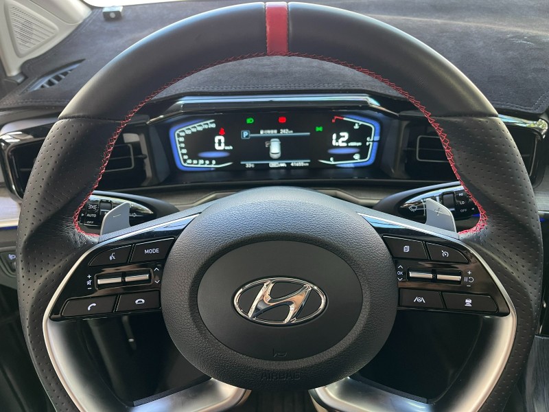 Hyundai  Custin CUSTIN GLT-B VIP 頂級 全景天窗 冷熱通風椅 電動尾門 | 新北市汽車商業同業公會｜TACA優良車商聯盟｜中古、二手車買車賣車公會認證保固