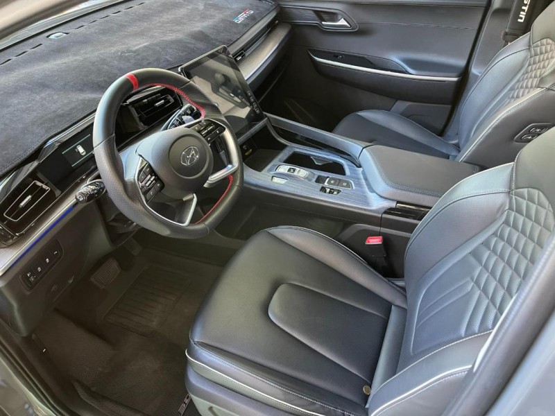 Hyundai  Custin CUSTIN GLT-B VIP 頂級 全景天窗 冷熱通風椅 電動尾門 | 新北市汽車商業同業公會｜TACA優良車商聯盟｜中古、二手車買車賣車公會認證保固