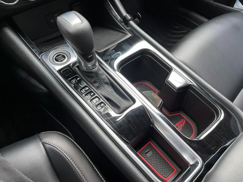 Nissan  Sentra 跟車 360環景 免鑰匙 前後雷達/攝影 恆溫 盲點 里程100%保證 | 新北市汽車商業同業公會｜TACA優良車商聯盟｜中古、二手車買車賣車公會認證保固