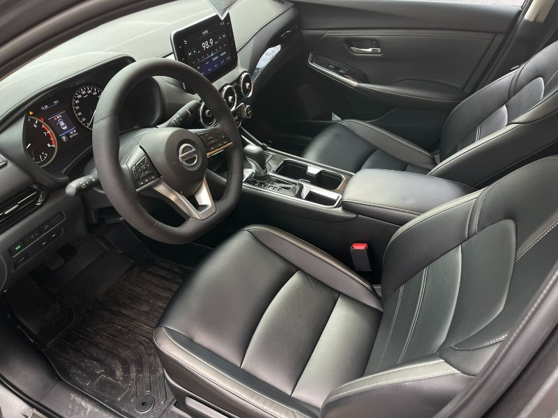 Nissan  Sentra 跟車 360環景 免鑰匙 前後雷達/攝影 恆溫 盲點 里程100%保證 | 新北市汽車商業同業公會｜TACA優良車商聯盟｜中古、二手車買車賣車公會認證保固