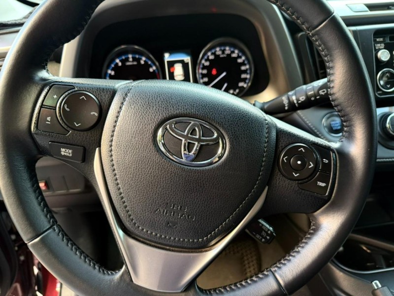 Toyota  RAV4 RAV4 2.0 免鑰匙啟閉 市場最低里程100%保證準 車色不喜歡 送包膜改色 | 新北市汽車商業同業公會｜TACA優良車商聯盟｜中古、二手車買車賣車公會認證保固