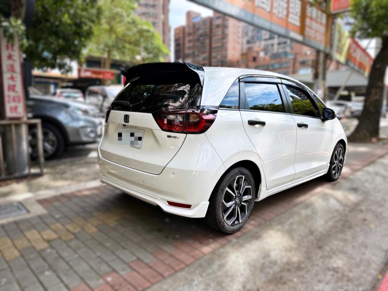Honda  FIT FIT E:HEV 油電 原版件 僅跑4萬 全原廠保養 跟車 盲點 緊急閃避輔助 | 新北市汽車商業同業公會｜TACA優良車商聯盟｜中古、二手車買車賣車公會認證保固