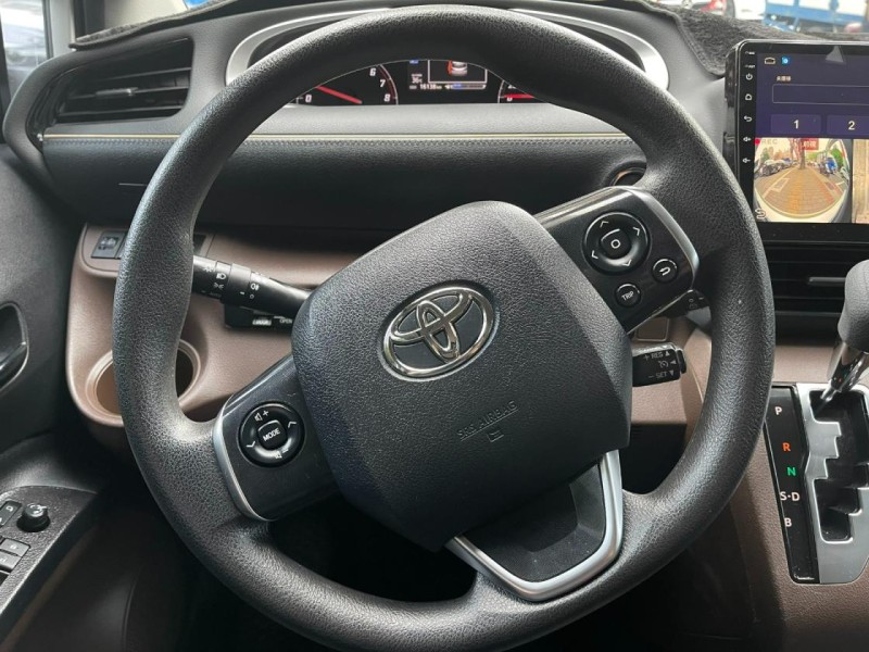 Toyota  SIENTA 豪華+ 單電動滑門 盲點偵測 倒車影像 免鑰匙 原版件 全原廠保養 | 新北市汽車商業同業公會｜TACA優良車商聯盟｜中古、二手車買車賣車公會認證保固