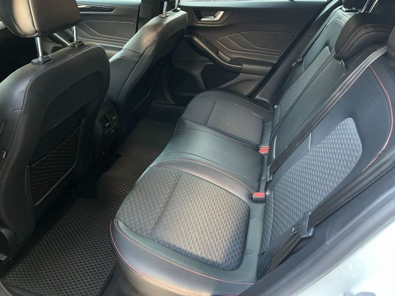 Ford/福特  Focus ST-LINE 賽道版 X 液晶儀表 一手車 全方位原廠保固3+3到2028年 | 新北市汽車商業同業公會｜TACA優良車商聯盟｜中古、二手車買車賣車公會認證保固