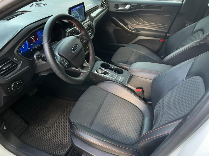 Ford/福特  Focus ST-LINE 賽道版 X 液晶儀表 一手車 全方位原廠保固3+3到2028年 | 新北市汽車商業同業公會｜TACA優良車商聯盟｜中古、二手車買車賣車公會認證保固