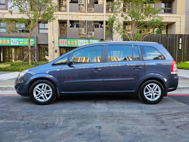 Opel  Zafira 德國原裝 1.8 五速自手排 七人座休旅車.安全.省油.省稅金 | 新北市汽車商業同業公會｜TACA優良車商聯盟｜中古、二手車買車賣車公會認證保固