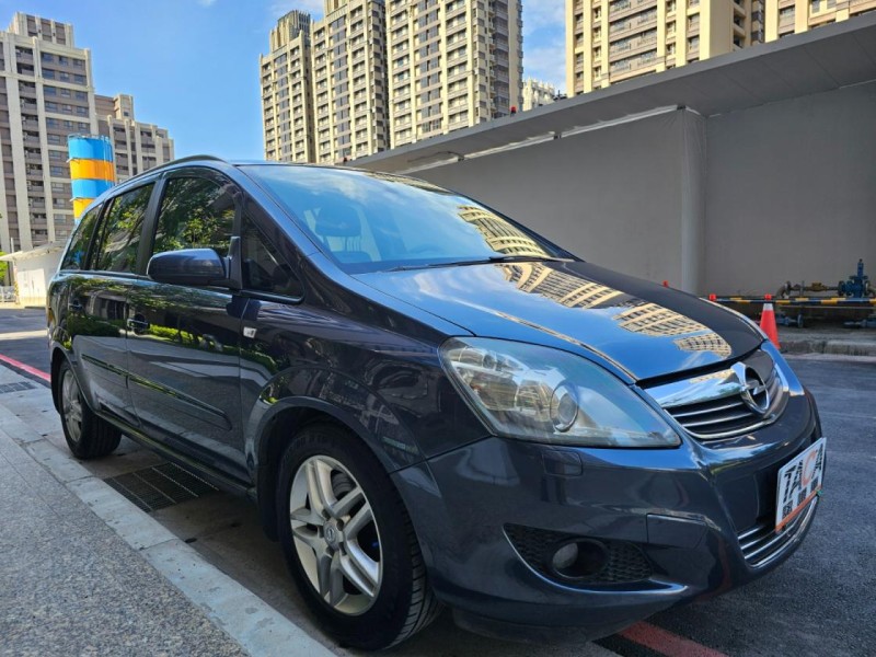 Opel  Zafira 德國原裝 1.8 五速自手排 七人座休旅車.安全.省油.省稅金 | 新北市汽車商業同業公會｜TACA優良車商聯盟｜中古、二手車買車賣車公會認證保固
