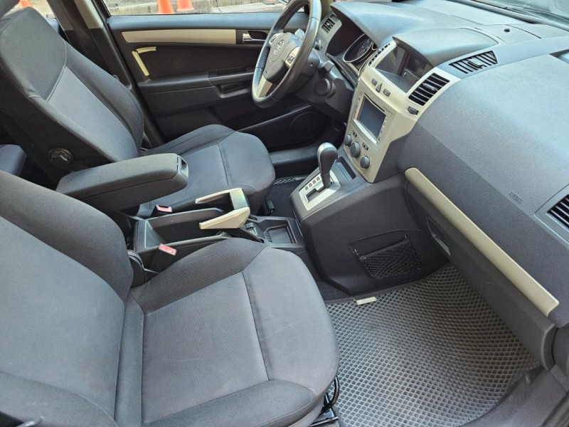 Opel  Zafira 德國原裝 1.8 五速自手排 七人座休旅車.安全.省油.省稅金 | 新北市汽車商業同業公會｜TACA優良車商聯盟｜中古、二手車買車賣車公會認證保固