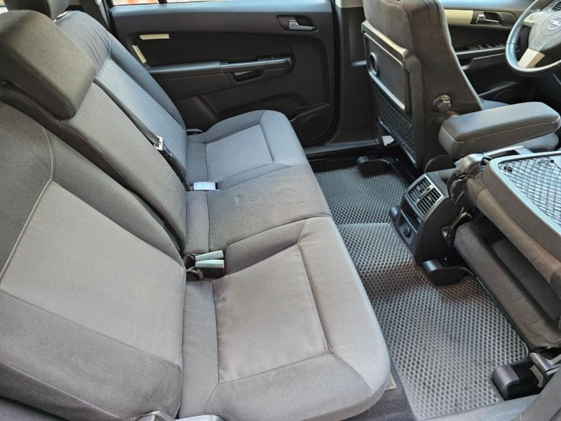 Opel  Zafira 德國原裝 1.8 五速自手排 七人座休旅車.安全.省油.省稅金 | 新北市汽車商業同業公會｜TACA優良車商聯盟｜中古、二手車買車賣車公會認證保固
