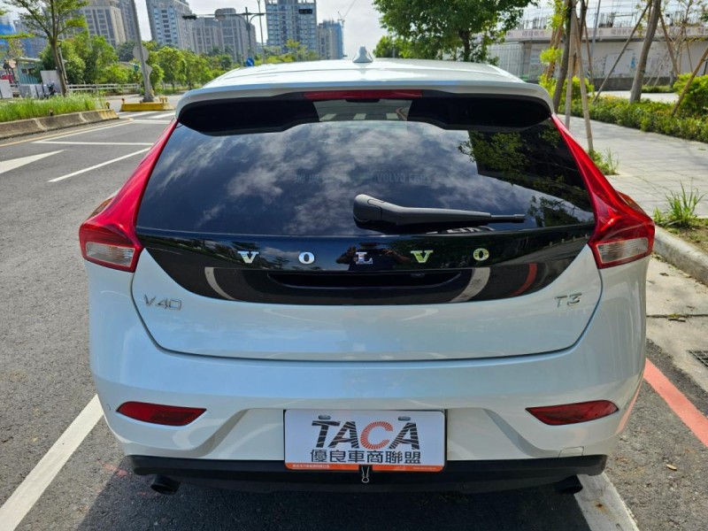 Volvo  V40 Volvo V40 2019款 T3安全智尚版 自排 1.5L | 新北市汽車商業同業公會｜TACA優良車商聯盟｜中古、二手車買車賣車公會認證保固