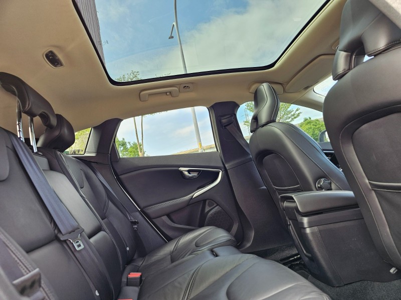 Volvo  V40 Volvo V40 2019款 T3安全智尚版 自排 1.5L | 新北市汽車商業同業公會｜TACA優良車商聯盟｜中古、二手車買車賣車公會認證保固