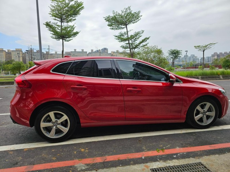 Volvo  V40 Volvo V40 2015款 T4 自手排 1.6L  | 新北市汽車商業同業公會｜TACA優良車商聯盟｜中古、二手車買車賣車公會認證保固