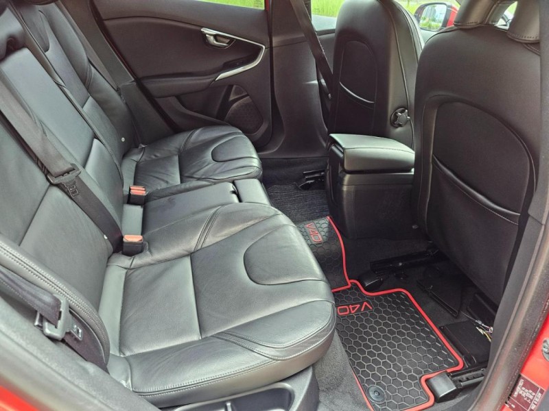 Volvo  V40 Volvo V40 2015款 T4 自手排 1.6L  | 新北市汽車商業同業公會｜TACA優良車商聯盟｜中古、二手車買車賣車公會認證保固